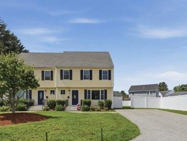condo with 3 bedroom, Woburn MA ES105404953