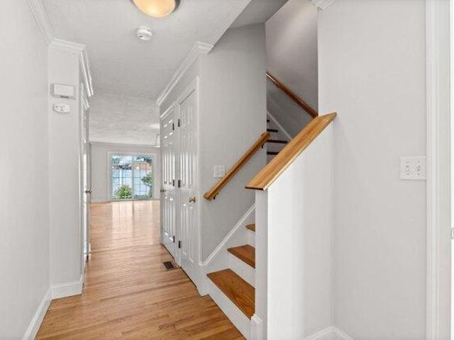 condo with 3 bedroom, Woburn MA ES105386379