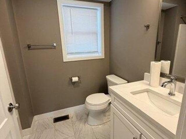 condo with 3 bedroom, Worcester MA ES105257029