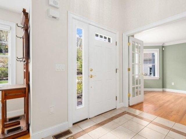 condo with 3 bedroom, Worcester MA ES105279851