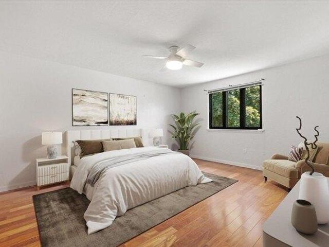 condo with 3 bedroom, Worcester MA ES105367534