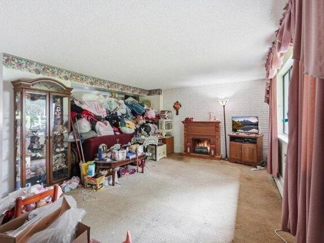 condo with 3 bedroom, Agawam MA ES105275032