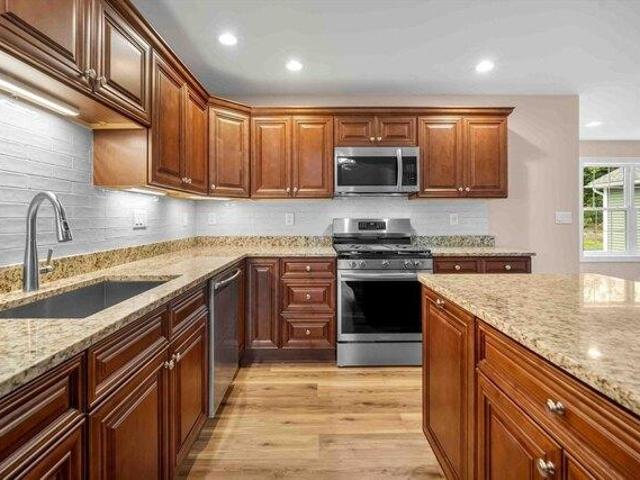 condo with 3 bedroom, Agawam MA ES105317890