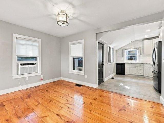 condo with 3 bedroom, Amesbury MA ES105401338
