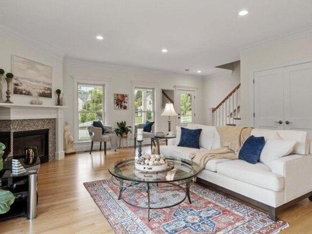 condo with 3 bedroom, Andover MA ES105424185