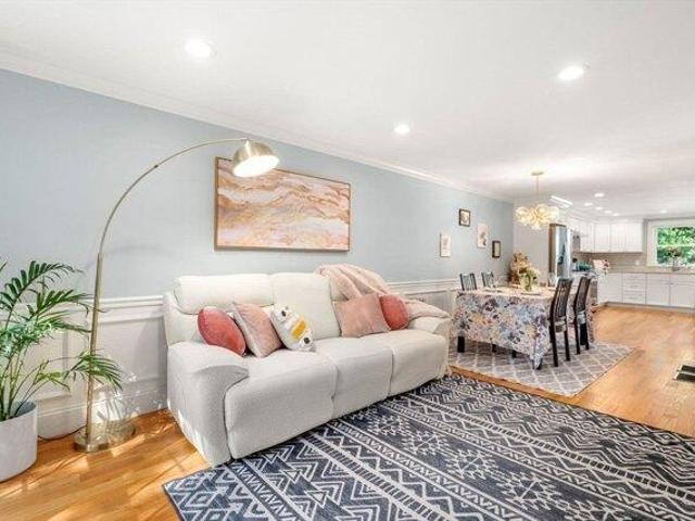 condo with 3 bedroom, Arlington MA ES105441556