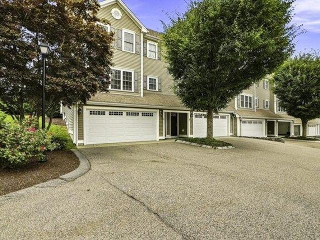 condo with 3 bedroom, Attleboro MA ES105560933
