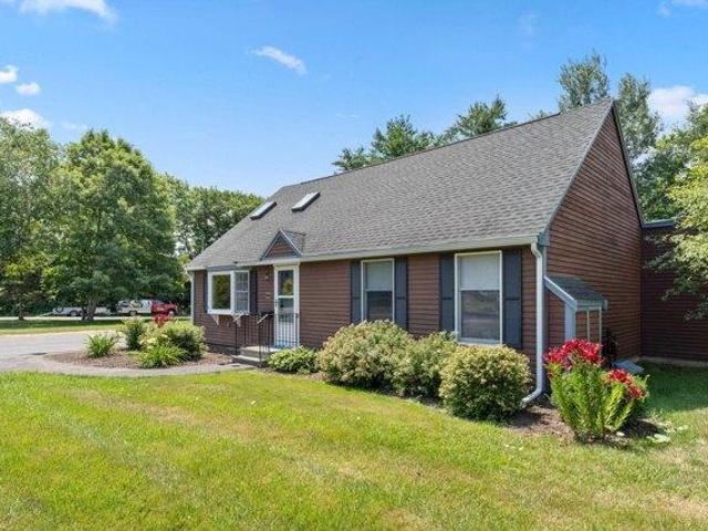 condo with 3 bedroom, Bangor ME ES105692182