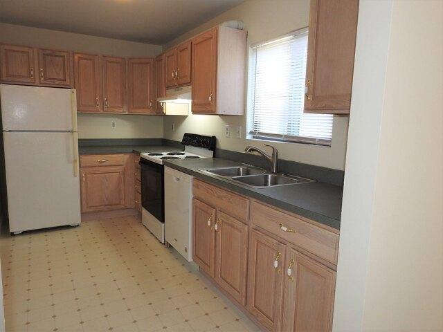 condo with 3 bedroom, Barnstable MA ES105548329
