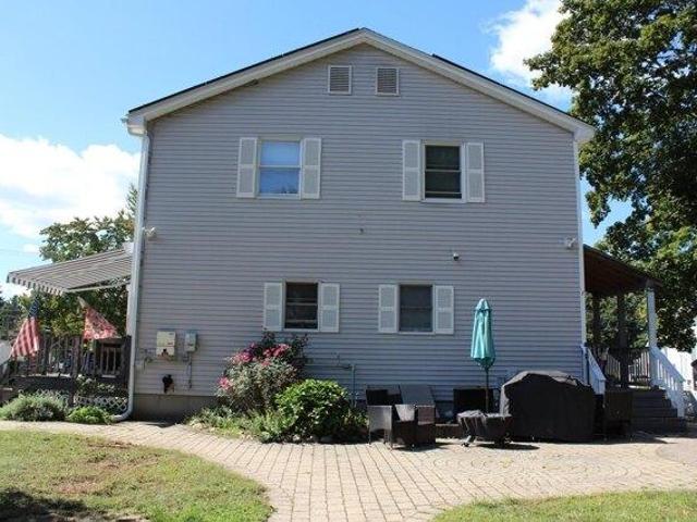 condo with 3 bedroom, Bellingham MA ES105611681