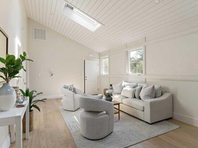 condo with 3 bedroom, Beverly MA ES105475782