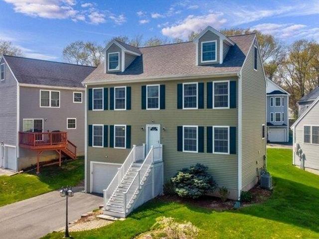 condo with 3 bedroom, Billerica MA ES104440378