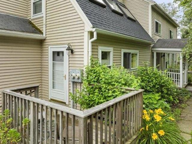 condo with 3 bedroom, Boothbay ME ES105612577