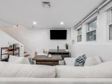 condo with 3 bedroom, Boston MA ES103494897