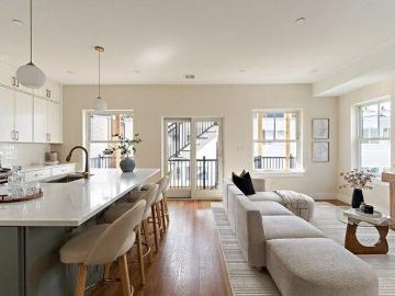 condo with 3 bedroom, Boston MA ES103495332