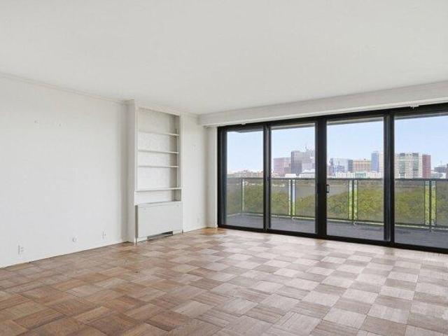 condo with 3 bedroom, Boston MA ES105403372