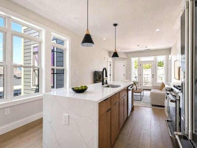 condo with 3 bedroom, Boston MA ES105428261