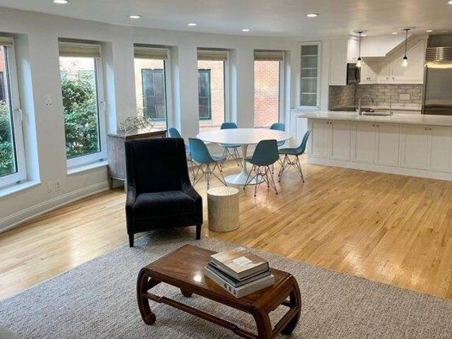 condo with 3 bedroom, Boston MA ES105474425
