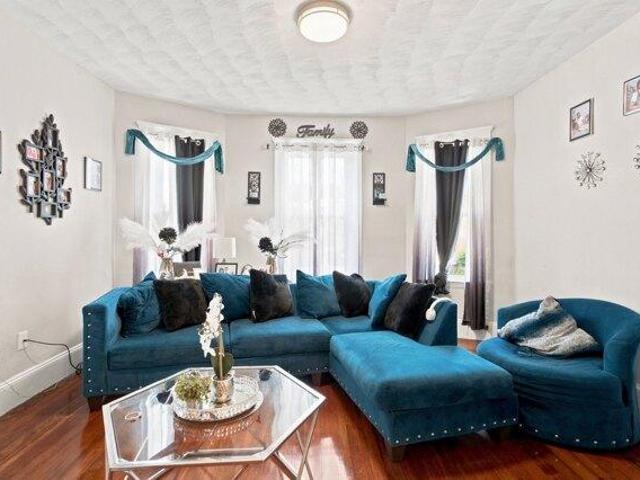 condo with 3 bedroom, Boston MA ES105551335