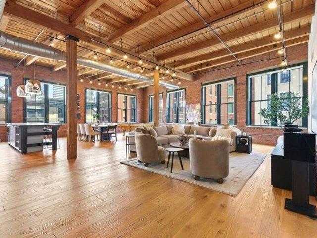 condo with 3 bedroom, Boston MA ES105560413