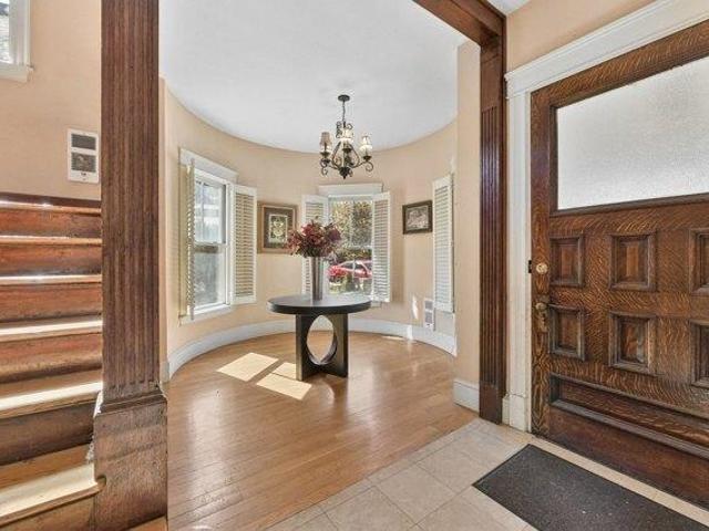 condo with 3 bedroom, Boston MA ES105560935