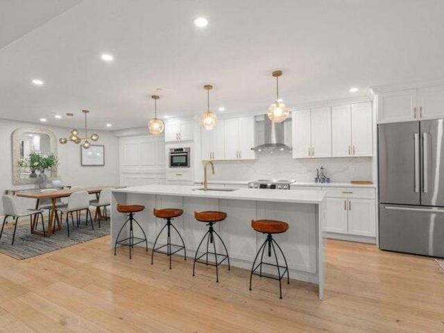 condo with 3 bedroom, Boston MA ES105614193