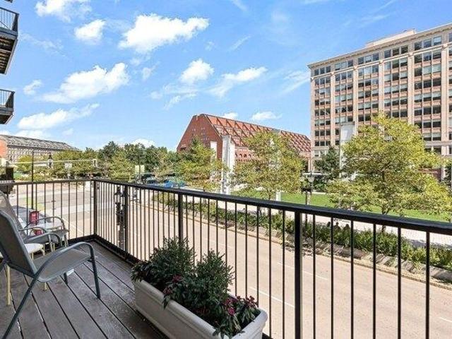 condo with 3 bedroom, Boston MA ES105630677