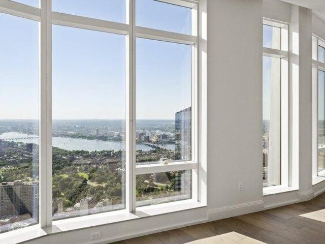 condo with 3 bedroom, Boston MA ES105384025