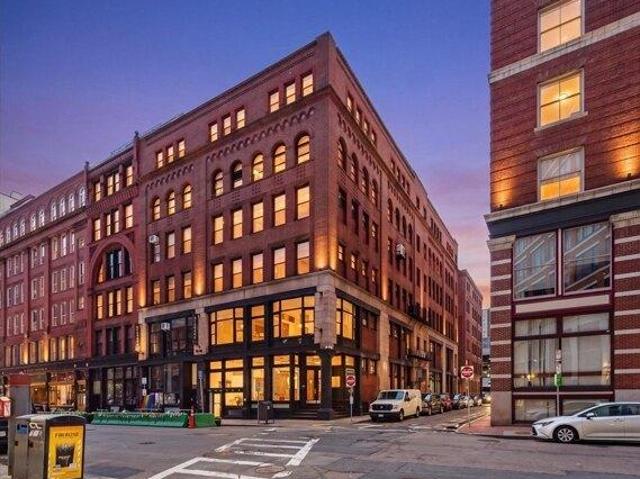 condo with 3 bedroom, Boston MA ES105384348