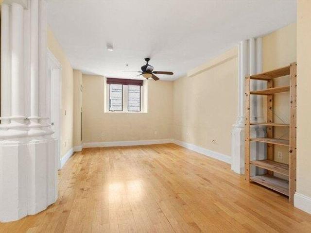 condo with 3 bedroom, Boston MA ES105386630