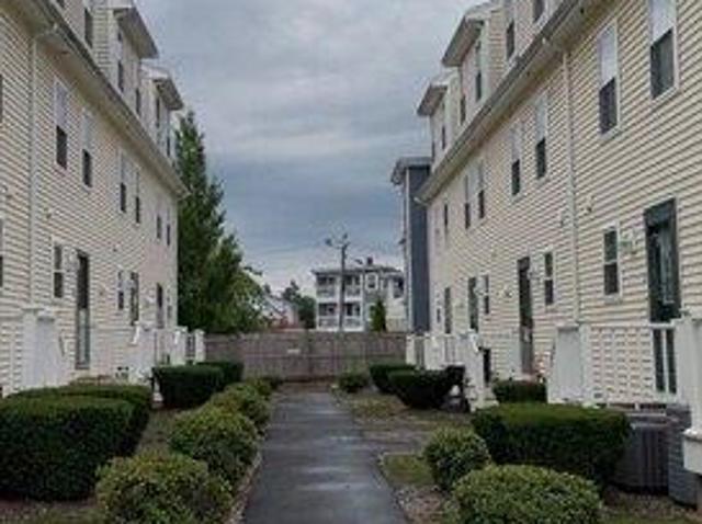 condo with 3 bedroom, Brockton MA ES105416953