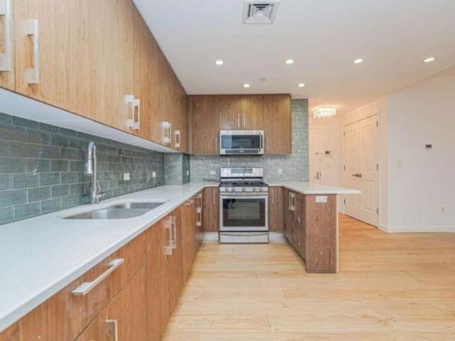 condo with 3 bedroom, Brooklyn NY ELS87107741
