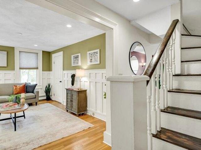 condo with 3 bedroom, Brookline MA ES105579297
