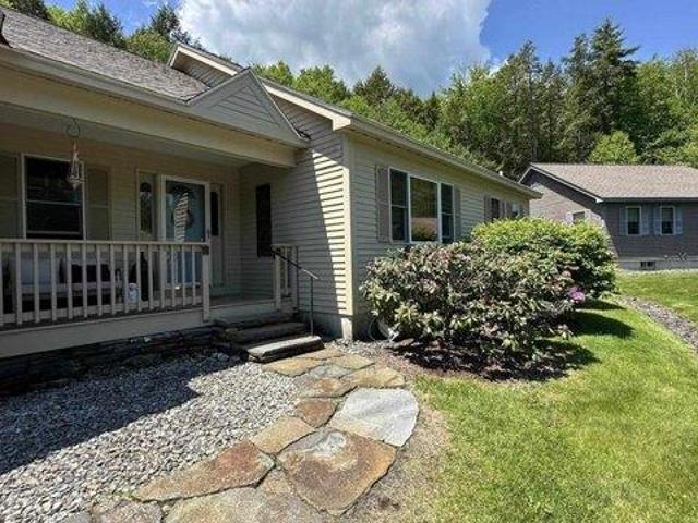 condo with 3 bedroom, Brattleboro VT ES104234805