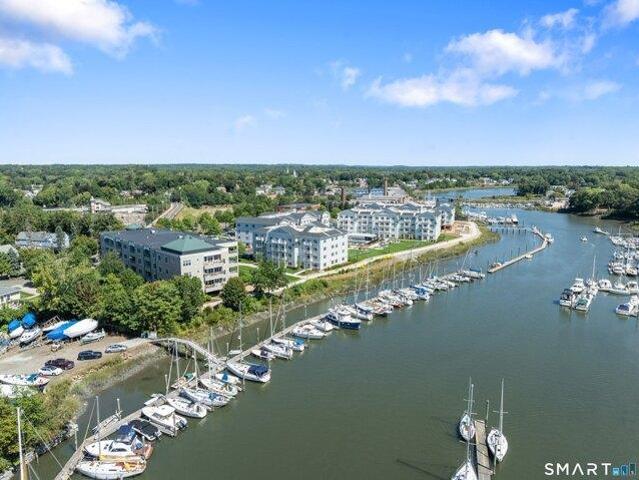 condo with 3 bedroom, Branford CT ES105574610