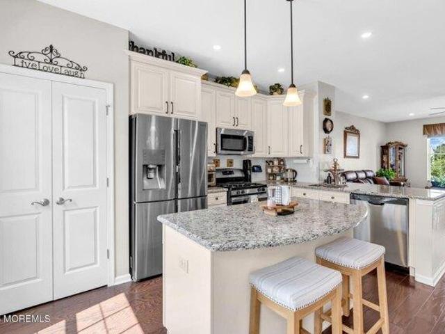 condo with 3 bedroom, Brick NJ ES105287221