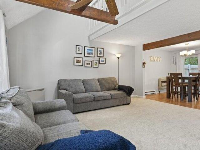 condo with 3 bedroom, Brunswick ME ES105723952