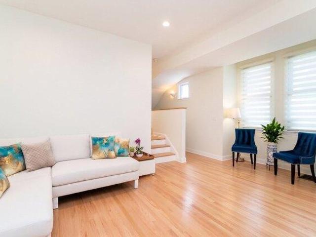 condo with 3 bedroom, Cambridge MA ES105613411