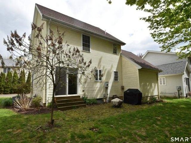 condo with 3 bedroom, Canton CT ES104607686