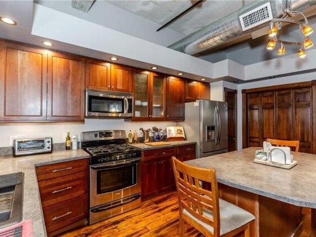 condo with 3 bedroom, Central Falls RI ES104790631