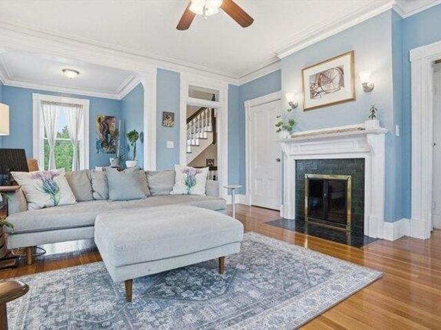 condo with 3 bedroom, Chelmsford MA ES104351184