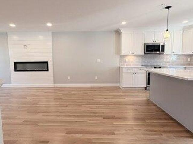 condo with 3 bedroom, Chelmsford MA ES105514495