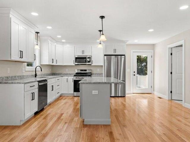 condo with 3 bedroom, Chelmsford MA ES105511311