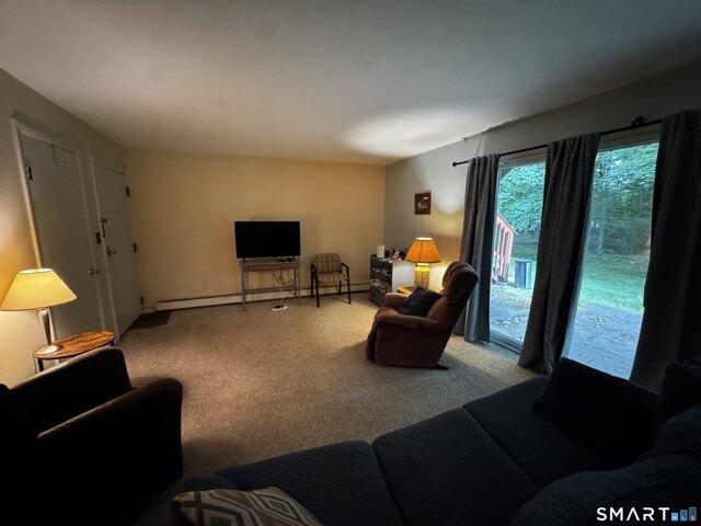 condo with 3 bedroom, Cheshire CT ES104569219