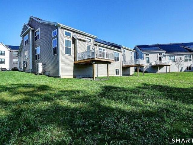 condo with 3 bedroom, Cheshire CT ES105609355