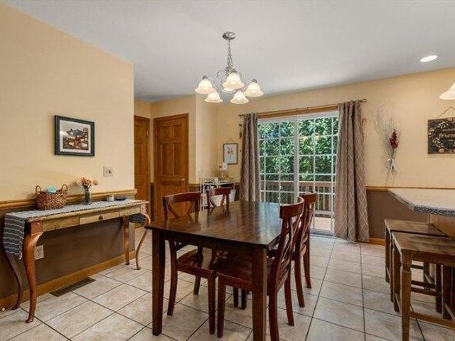 condo with 3 bedroom, Chicopee MA ES105256704