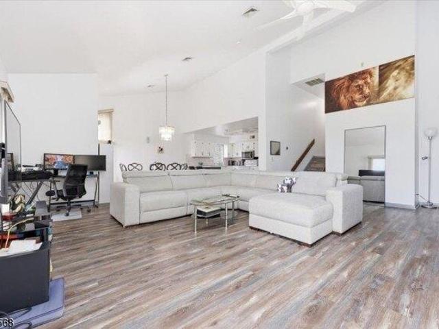 condo with 3 bedroom, Clifton NJ ES105424852