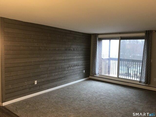 condo with 3 bedroom, Cromwell CT ES105550307