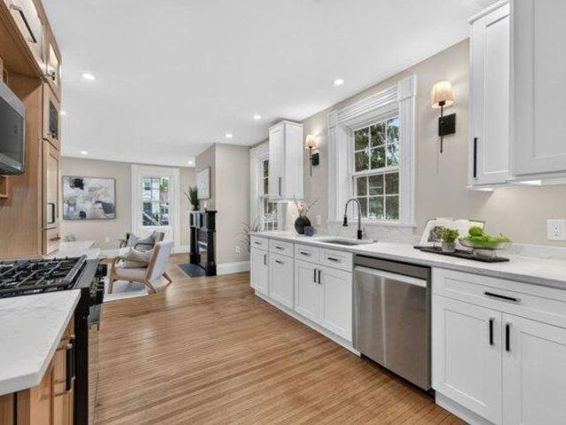 condo with 3 bedroom, Danvers MA ES105383268
