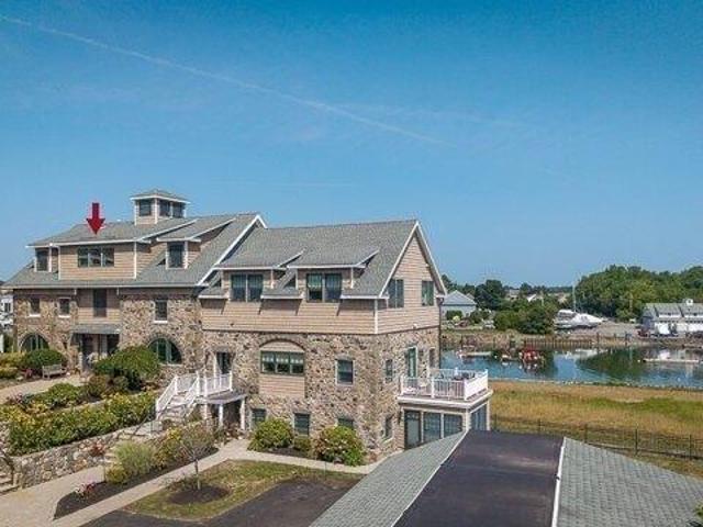 condo with 3 bedroom, Danvers MA ES105427455